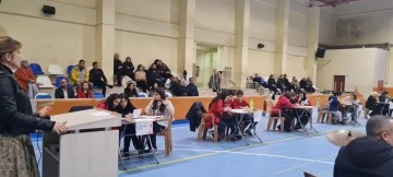 &Ouml;ğrenciler bilgilerini konuşturdu