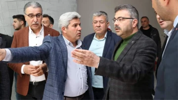 &Ouml;mer &Ouml;zmen, &ldquo;Eser ve hizmet siyasetinin adresi AK Parti&rsquo;dir&rdquo; 