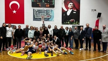 &Ouml;zel Başak Koleji Anadolu Lisesi, basketbolda şampiyon oldu