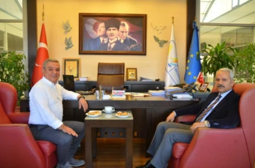 &Ouml;zer Kayalı, Emekli Kaymakam'dan medet umdu