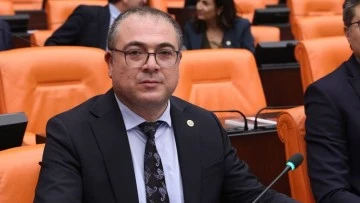 "AK Partili se&ccedil;menler bize oy verecek"