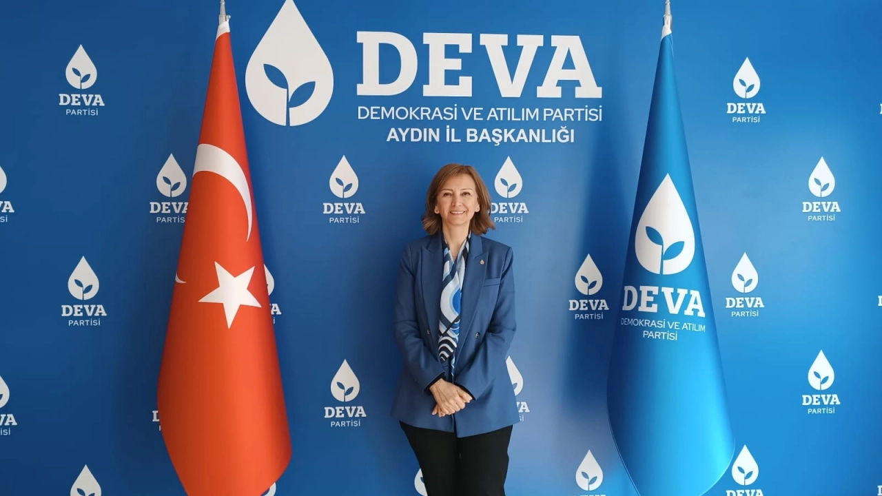"Amacımız belli; T&uuml;rkiye'nin &ouml;n&uuml;n&uuml; a&ccedil;mak"
