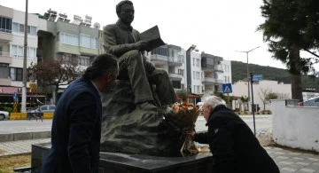 Sabahattin Ali, &ouml;l&uuml;m&uuml;n&uuml;n 75&rsquo;inci yıl d&ouml;n&uuml;m&uuml;nde Kuşadası&rsquo;nda anıldı