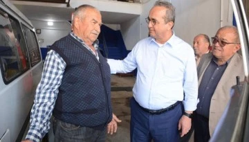 Sanayi esnafı CHP&rsquo;li Tezcan&rsquo;a dert yandı: &ldquo;1 kutu boya 130 liradan 1.200 liraya &ccedil;ıktı&rdquo;