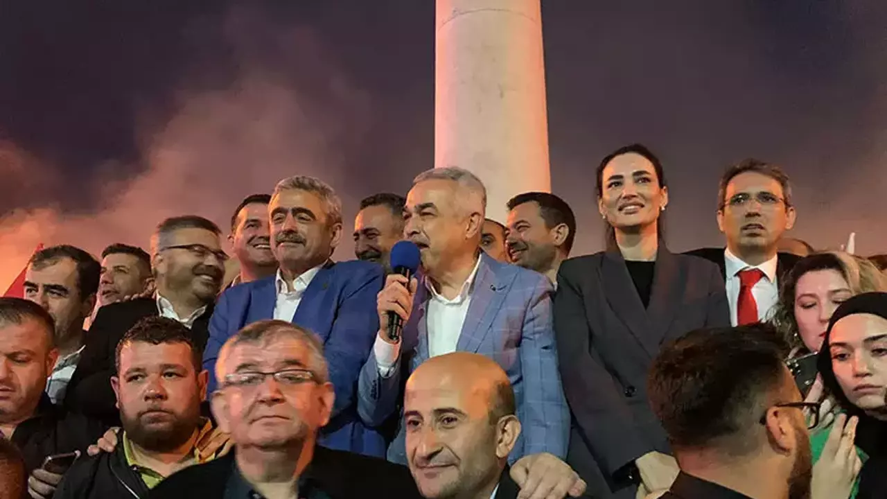 Savaş: &Ouml;n&uuml;m&uuml;zdeki 5 yılda da &ouml;nemli hizmetler yapacağız