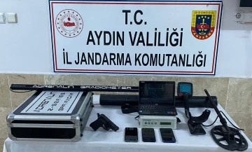 Sit alanı i&ccedil;inde ka&ccedil;ak kazı yapan &uuml;&ccedil; ş&uuml;pheli su&ccedil;&uuml;st&uuml; yakalandı