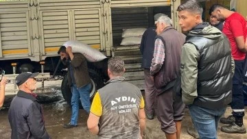 S&ouml;ke&rsquo;de sel mağdurlarına yem desteği