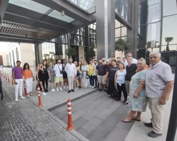 S&ouml;keli berber ve kuaf&ouml;rler Antalya'daki fuara katıldı