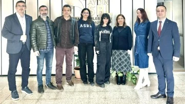 Sosyal Bilimler Lisesi'ne 'En iyi c&uuml;mle' &ouml;d&uuml;l&uuml;