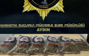 S&uuml;rat motoru ile uyuşturucu sevkiyatı polis engeline takıldı