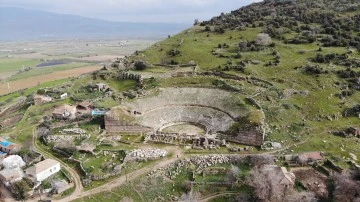 Tarihin eğlence merkezi Aydın'da ziyaret&ccedil;ilerini bekliyor