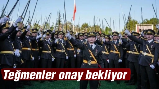 Teğmenler onay bekliyor