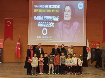 Tesad&uuml;fen girdiği mescitten etkilenerek m&uuml;sl&uuml;man oldu