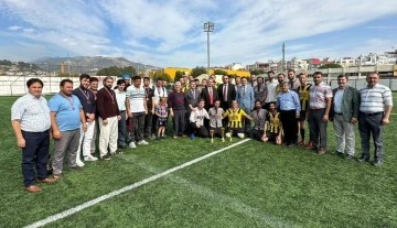 T&uuml;rkiye Y&uuml;zyılı Futbol Turnuvası'nda şampiyon '&Ccedil;ine M&uuml;ft&uuml;l&uuml;ğ&uuml;' oldu