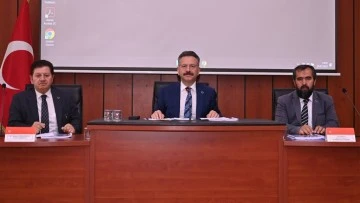 Vali Aksoy&rsquo;dan, belediyelere &ldquo;duyarlılık&rdquo; &ccedil;ağrısı
