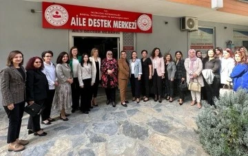 Vali Canbolat'ın eşi İncirliova Aile Destek Merkezi'ndeki &ccedil;alışmaları inceledi