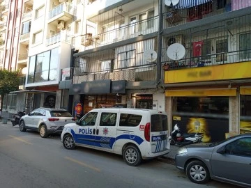 Yaşlı adam evde &ouml;l&uuml; bulundu