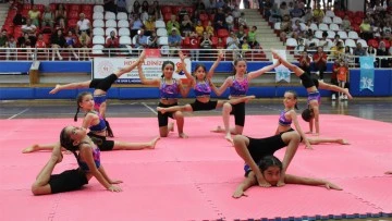 Yaz Spor Okulları, kapılarını gen&ccedil;ler i&ccedil;in a&ccedil;tı