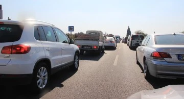 Yaz tatiliyle birlikte Aydın&rsquo;da trafik yoğunluğu arttı